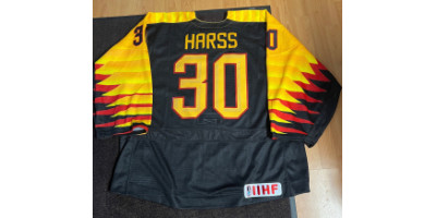 Gameworn Eishockeytrikot WM 2021 #30 Jennifer Harß