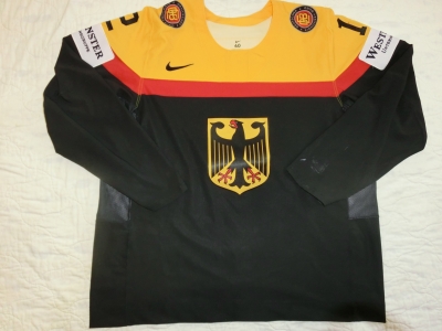 WM2017 Gameworn Eishockeytrikot 2017 #2 Denis Reul