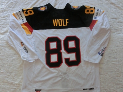 Olympiaquali Gameworn Eishockey Trikot #89 David Wolf