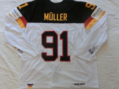 Olympiaquali Gameworn Eishockey Trikot #91 Moritz Müller